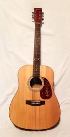 Willie Nelson Autographed Guitar 144//280